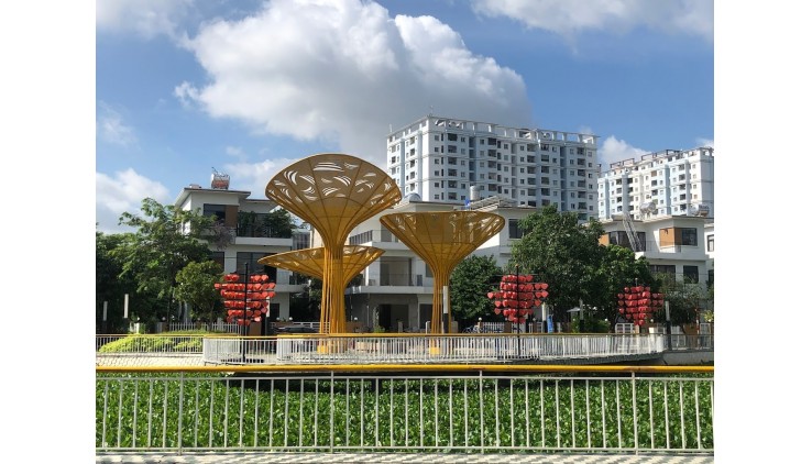 Bán căn Penthose mặt tiền đường Tô Ngọc Vân điểm nhấn duy nhất tại Thủ Đức